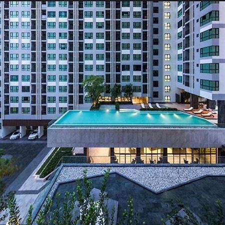 The Base Central Pattaya By Mickey Kültér fotó